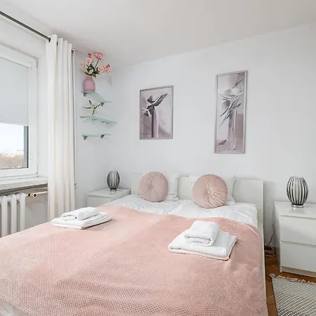 Rentplanet - Smolna *